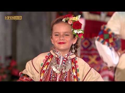 Видео: КИРИЛКА РЪБАЧЕВА - Мома седи на чардако / KIRILKA RABACHEVA - Moma sedi na chardako