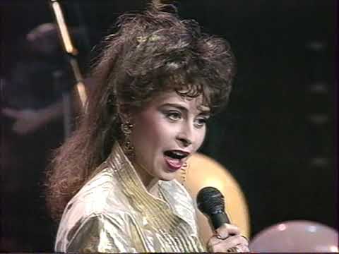 Видео: Марина Хлебникова - Я бы не сказала... (Программа "А", 1993?)
