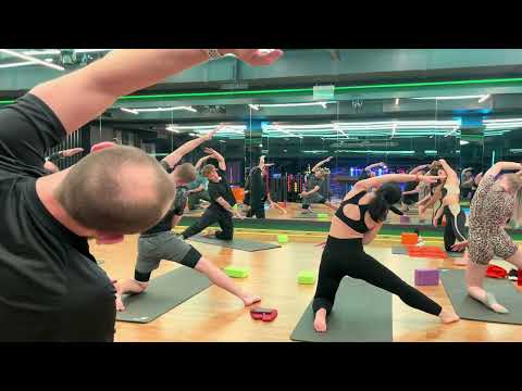 Видео: Кирилл Active yoga/ intermediate stream 