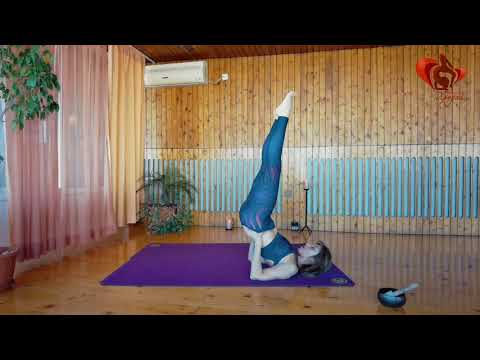 Видео: Йога асана - техники за изпълнение с Люба Комитова,  / Yoga practice with Layananda / Lyuba Komitova