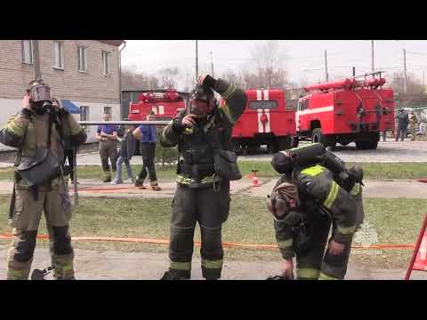 Видео: Лучшее звено газодымозащитной службы определили в 21 пожарно-спасательном отряде в Хабаровске