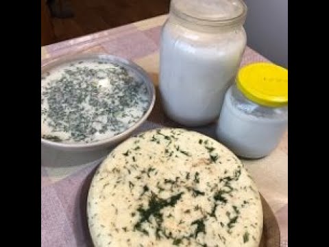 Видео: Готовлю сыр из обрата🧀 а также, что я сделала из 9 литров молока😋