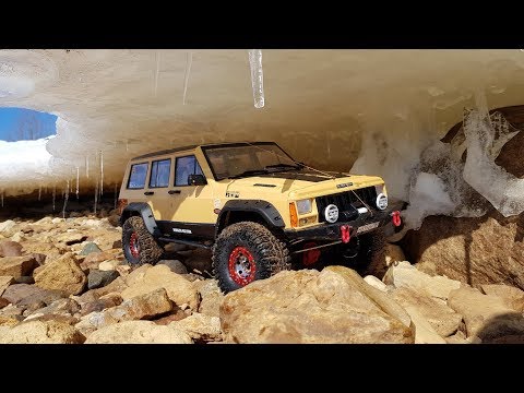 Видео: ТЮНИНГ JEEP CHEROKEE ... Покоритель ледяной пещеры (RC car Axial SCX10-2)