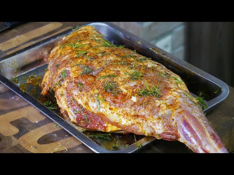 Видео: КАК ПРИГОТОВИТЬ БАРАНЬЮ НОГУ В САМОИЗОЛЯЦИИ)))