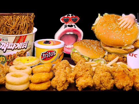 Видео: Безумное комбо от KFC! Хрустящие кусочки и полные тарелки! 😋🍗 ASMR Mukbang Eating Show :)