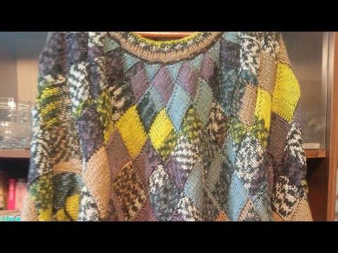 Видео: ДЖЕМПЕР "ЯРКОСТЬ", ЭНТРЕЛАК. ЧТО НА СПИЦАХ