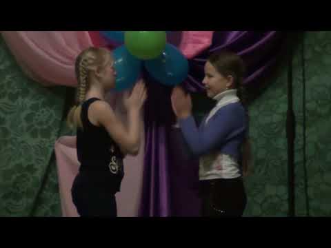 Видео: Сценка о дружбе