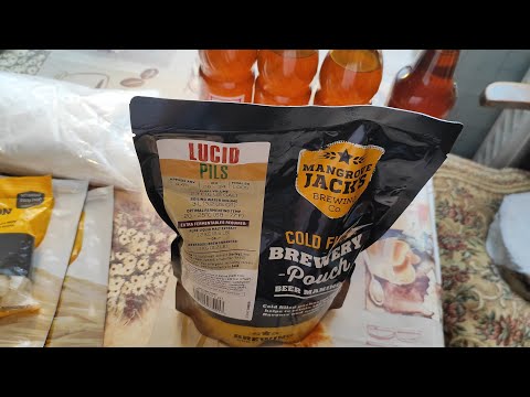 Видео: Делаем ПИВО из Солодового Экстракта ➤ Mangrove Jack's Lucid Pils ➤ Брожение ➤ Часть 1