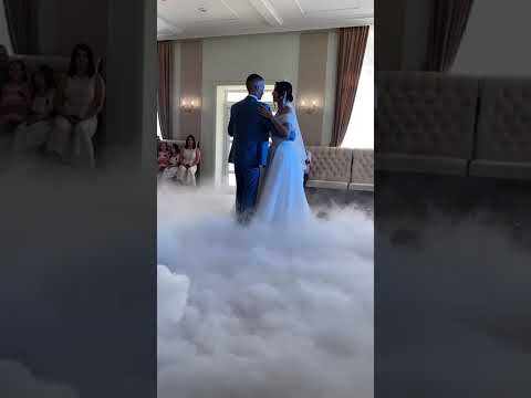 Видео: Важкий дим на перший танець у Львові, ресторан Мала Ітталія с.Пісочна