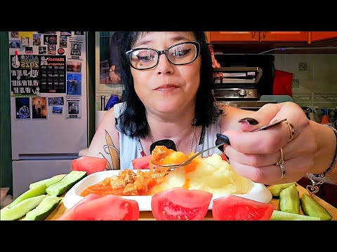 Видео: Мукбанг | Пюре,Гуляш,Овощи | Обжор Асмр