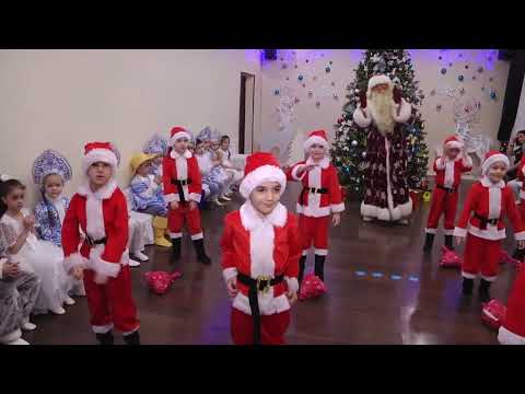 Видео: "Танец Санта клаусов" из новогоднего праздника "Кастинг Снегурочек".