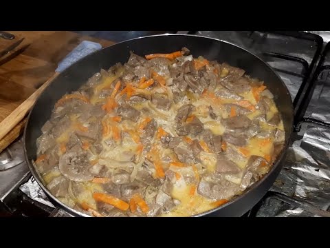 Видео: Свиные сердца тушеные в сметане!!