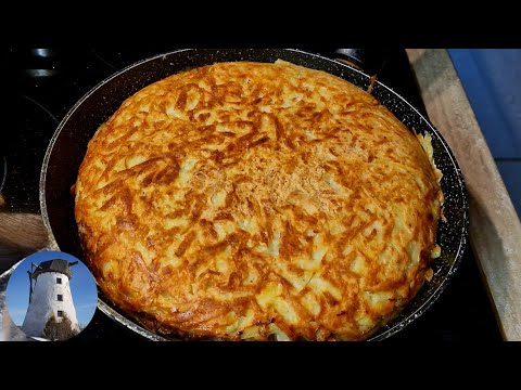 Видео: Просто и вкусно. Пирог 🍄 с солеными сыроежками на сковороде, наливной пирог с 🧅луком в духовке.