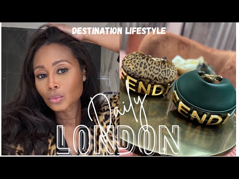 Видео: «Задавая темп» • Сумки, которыми я одержима (банкомат) • Schiaparelli Harrods • Неужели я все это...