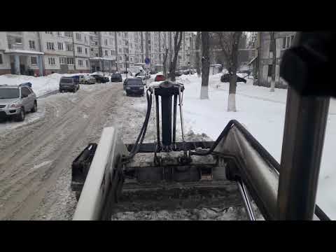 Видео: Продолжаем очищать дорогу от снега/Грузим камазы/ Старшая по дому разогнала все машины/.