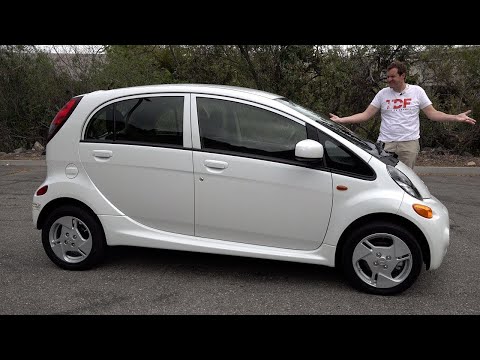 Видео: Mitsubishi i-MiEV, это самый жалкий из существующих электромобилей