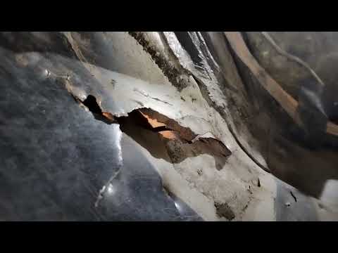 Видео: Замена порога Ваз 2115 кузовной ремонт .