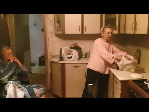 Видео: Последствия ДНЯ РОЖДЕНИЯ 🥳🍷 | Праздник НИКАК не ЗАКОНЧИТСЯ 🍾 | Продолжаем ПРАЗДНОВАТЬ у РОДИТЕЛЕЙ 😉