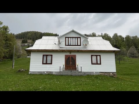 Видео: Івано-Франківська обл. Чудовий будинок в селі з великим городом