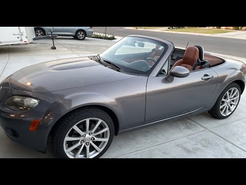 Видео: 2006-14 Mazda MX-5 NC Wet Footwell Fix: Обтекатель лобового стекла