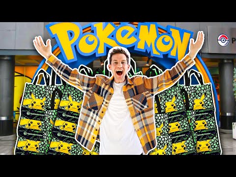 Видео: Я потратил 150 000 в Pokemon Center...