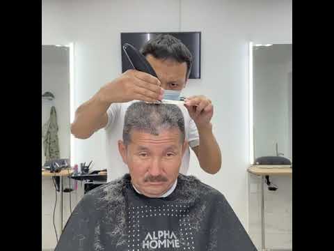 Видео: Мужской стрижка Площадка (округлённые) Flattop