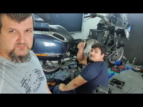 Видео: Гаражные будни 21.7.2021 Ремонт гидроподножки, доделка АБС K1200LT