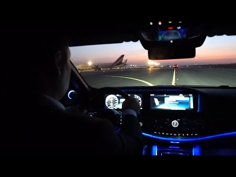 Видео: Садыр Жапаров проехался за рулем по взлетной полосе аэропорта «Манас» в Бишкеке