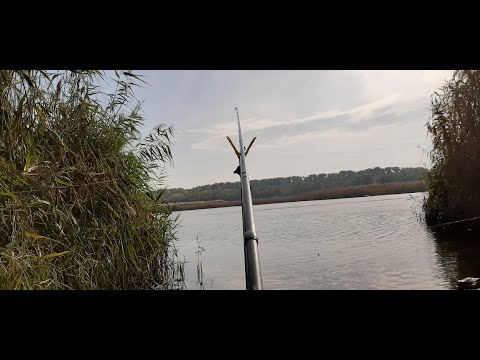 Видео: Ловля плотвы в конце октября на Ингульце. Рыбалка на Ингульце в Садово. Рыбалка осенью.