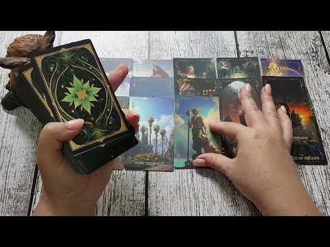 Видео: ИНТРИГА!  КАКОЙ МУЖЧИНА ТАЙНО НАБЛЮДАЕТ ЗА ВАМИ?