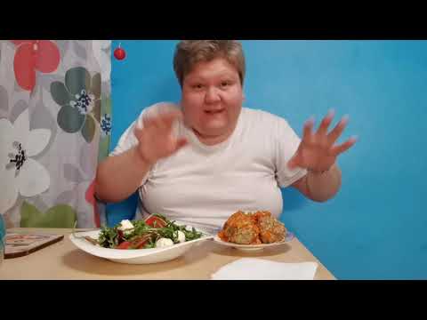 Видео: Пробуем ёжики из фарша Слово мясника классический, салатик и чаёк