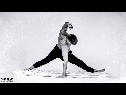 Видео: Бодрая ХАТХА ЙОГА в стиле ВИНЬЯСА ФЛОУ мощная энергичная практика [ШАВАСАНА, КАПАЛАБХАТИ ПРАНАЯМА]
