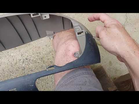 Видео: Как покрасить приборную панель автомобиля/грузовика! Сколы краски на панели приборов F150/F-150? ...