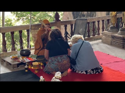 Видео: Отдых в Таиланде Обезьяны отобрали Бананы Защитились от злых духов, Тайные места, подводная пещера.