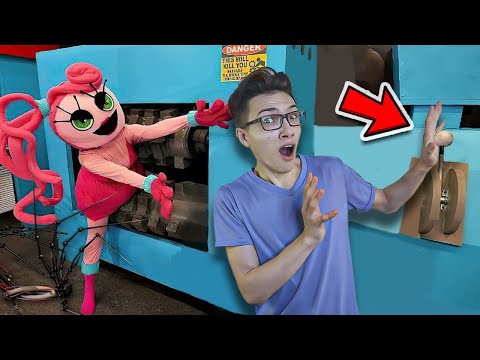 Видео: ЧТО ЕСЛИ ДРОБИЛКА vs МАМА ДЛИННЫЕ НОГИ В РЕАЛЬНОЙ ЖИЗНИ 😨 МУЛЬТ ПОППИ ПЛЕЙТАЙМ