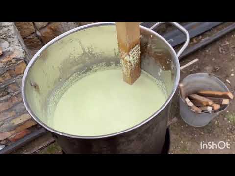 Видео: Приготовления раствора ИСО для опрыскивания винограда