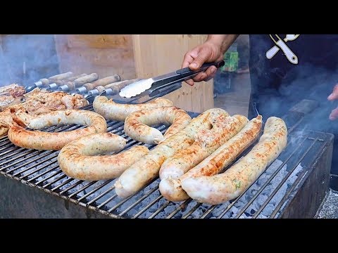 Видео: Вкусный сочный кебаб без шампуров на мангале! Как приготовить лаваш по-армянски на мангале