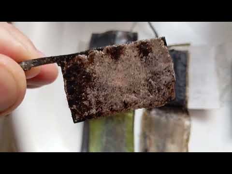 Видео: Ингибиторы в АКБ.  Как визуально выглядят пластины.