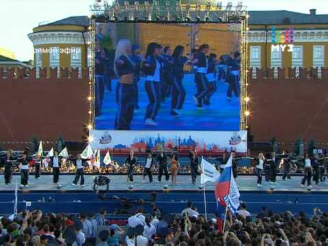 Видео: Bianka - About Summer (Red Square Moscow) / Бьянка - Про Лето