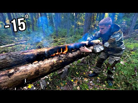 Видео: ТАЁЖНЫЙ КОСТЁР "НОДЬЯ" В ЛЕСУ! Строю ПЛОТ из Брёвен для Путешествий!