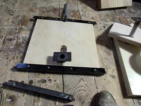 Видео: Делаем систему натяжения и сброса натяжения...с регулировкой уклона  колеса ленточной пилы