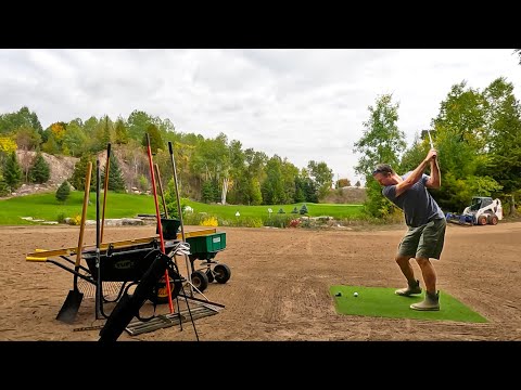 Видео: Превращаем большую часть заднего двора в поле для гольфа с двумя новыми ти