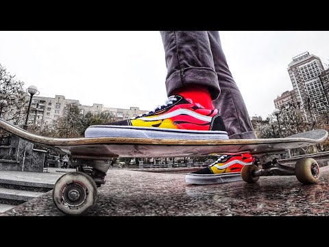 Видео: КУПИЛ ПАЛЬ VANS x THRASHER за 2000 РУБЛЕЙ