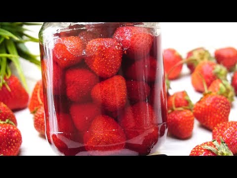 Видео: На ВКУС КАК СВЕЖАЯ, Готовлю ТАК КЛУБНИКУ на зиму уже много лет!