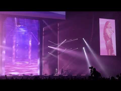 Видео: Anna Asti - 15 Пообещай (Шоу ФЕНИКС - МТС Live Холл 21.10.2023)