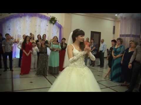 Видео: Студия "Парус К" - Свадебный клип "Белое платье"(Чай в двоём)