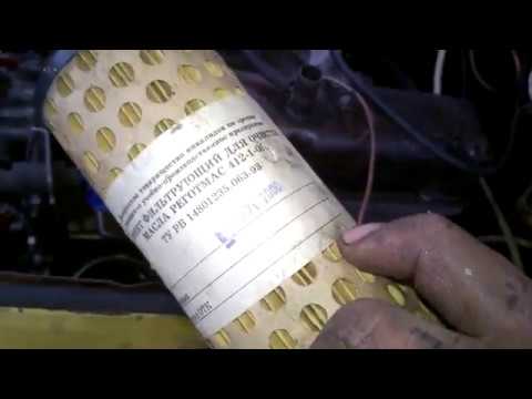 Видео: Замена масла в ЗМЗ-402, обратите внимание на... Еразкин. МИРовая библиотека