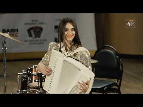Видео: Танго "Кумпарсита" (La Cumparsita) - Дуэт «ЛюбАня» / "LiubAnya" accordion duo