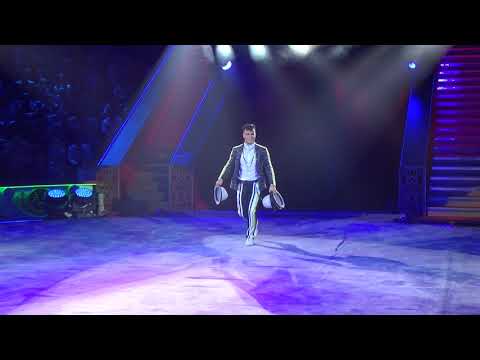 Видео: Жонглер со шляпами - Анар Джабраилов. Росгосцирк