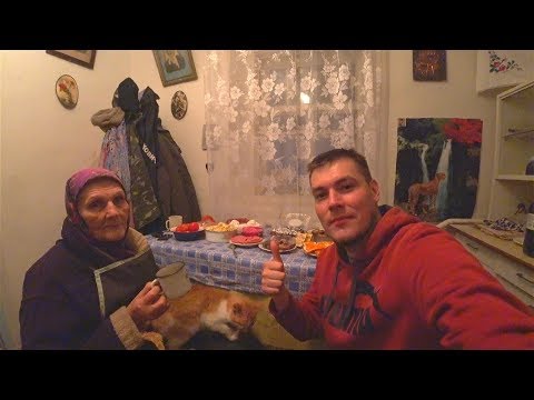 Видео: ПРАЗДНИЧНЫЙ СТОЛ НА ДЕНЬ РОЖДЕНИЕ БАБУШКИ ЗА 1000 РУБЛЕЙ (437 ГРН)